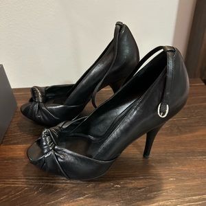 BCBG platform Heels size 9.5 black USED